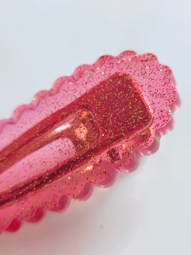 BARRETTE ROUGE TRANSPARENTE A PAILLETTES 