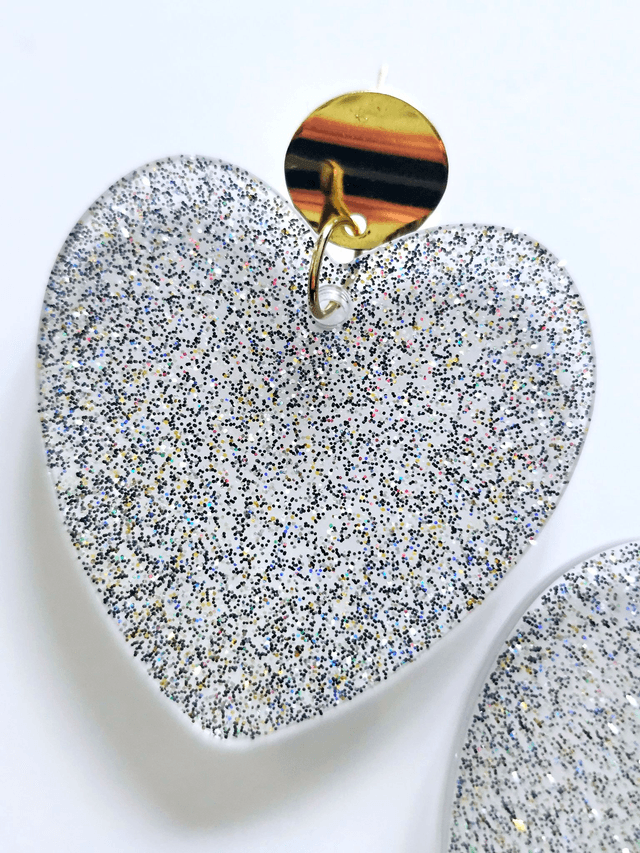 KISS'KISS aux paillettes grises et dorées 